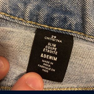 Slim fit 29” waist light blue jeans